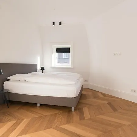 Vondelpark Luxury Apartment Amsterdam