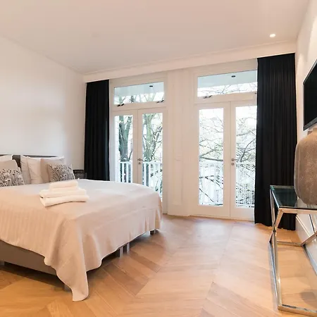 Vondelpark Luxury Апартаменты Амстердам
